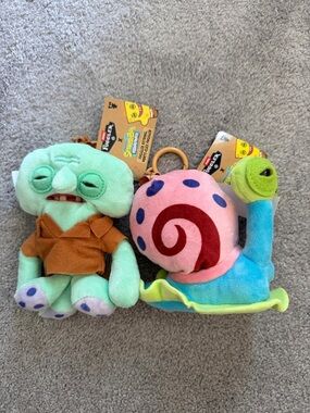 Zuru Fuggler X Nickelodeon SpongeBob: Squidward & Gary Plush Keychain Set